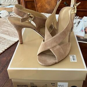 Michael Kors Becky Sandals-